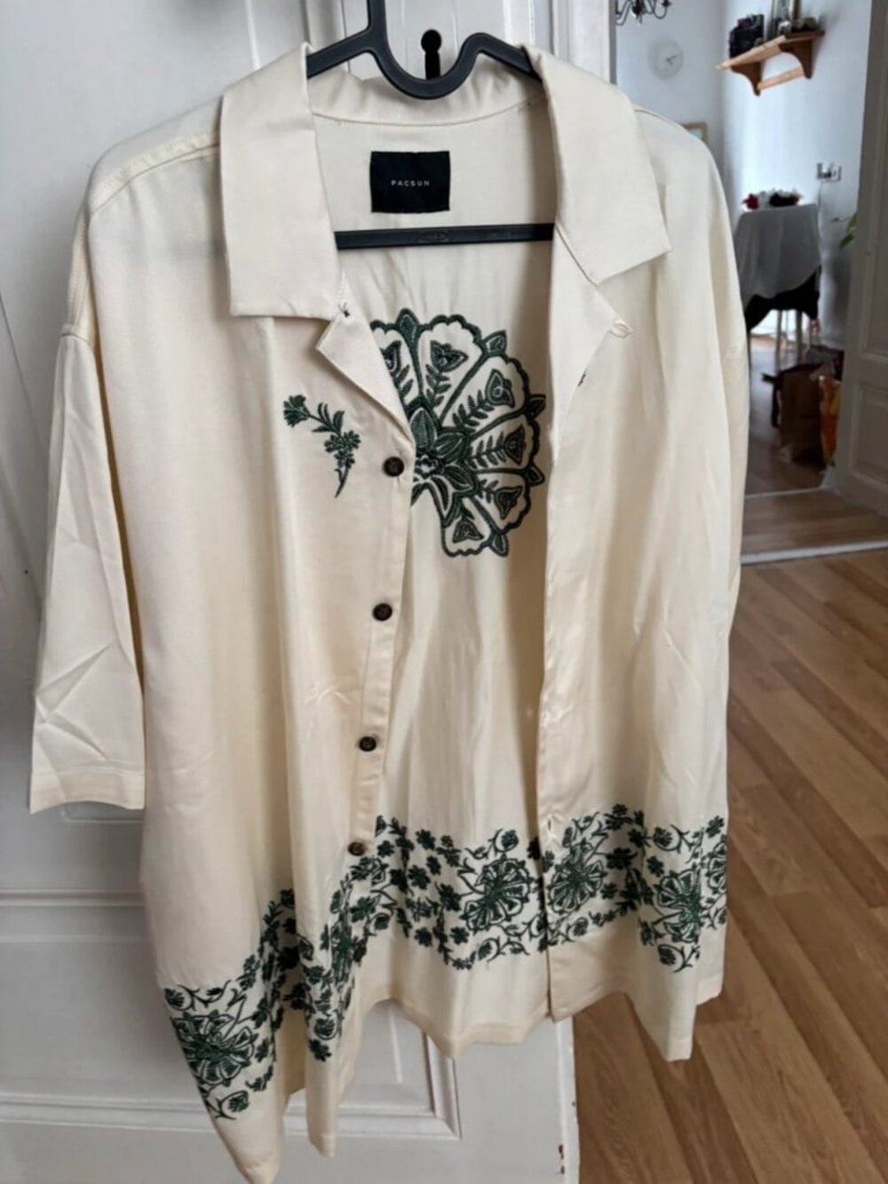 Cream Embroidered Button Up Shirt Size XL